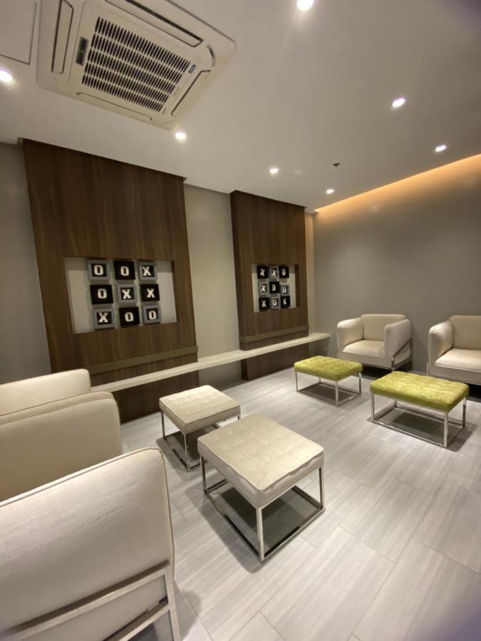 Uptown Parksuites 达义 外观 照片